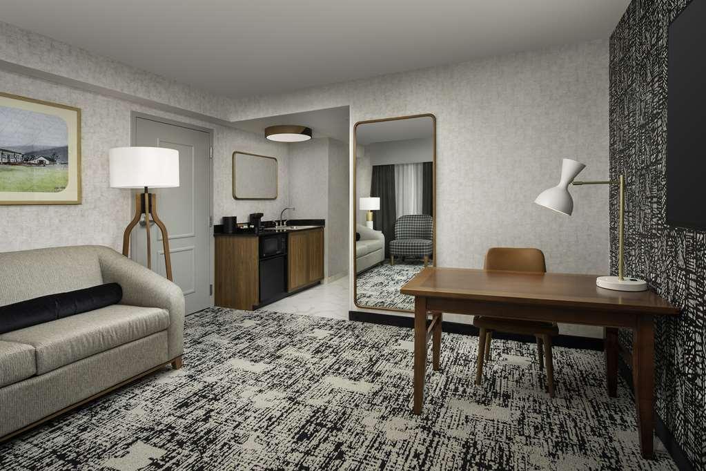 Hotel Embassy By Hilton North Loudoun 3*