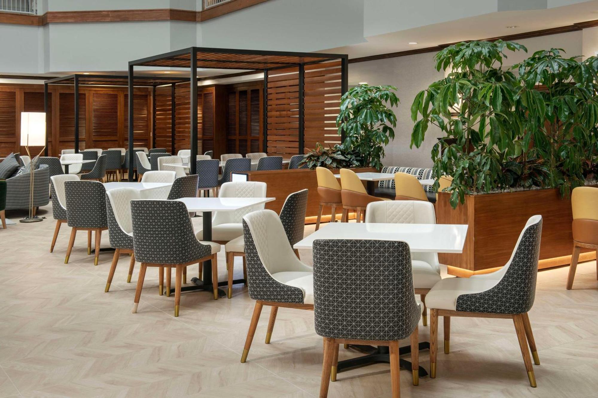 Hotel Embassy By Hilton North Loudoun Dulles