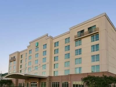 Embassy By Hilton North Loudoun Hotel